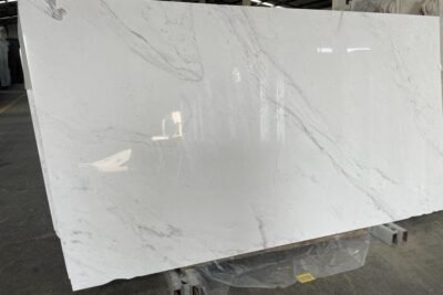 Naxos White